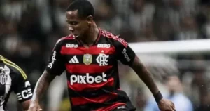 Wallace Yan pede desculpas após pênalti perdido pelo Flamengo