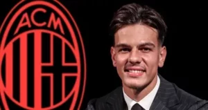 Milan acerta com Ardon Jashari, maior contratação da Itália em 2025