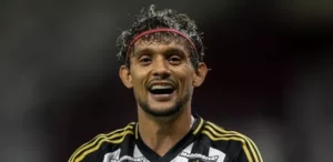 Atlético-MG avalia Scarpa e Reinier após empate no Brasileirão