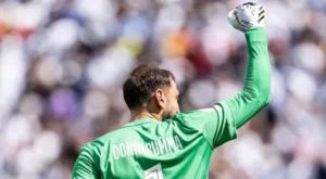 Donnarumma fora da Supercopa: PSG afasta goleiro e Manchester United de olho