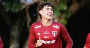 Ferraresi brilha em 2025 e se firma como “garçom” do São Paulo