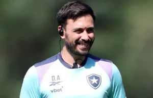 Botafogo inscreve cinco reforços para as oitavas da Libertadores