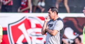 Pouco aproveitados: reservas do Vitória buscam espaço com Carille