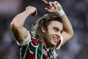 Canobbio iguala recorde de gols pelo Fluminense no Brasileirão
