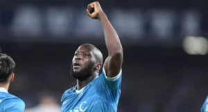 Lukaku sofre lesão grave e desfalca Napoli na Série A 2025