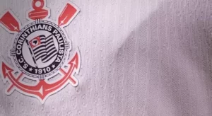 Dívidas dos clubes brasileiros batem R$ 20 bi; Corinthians lidera