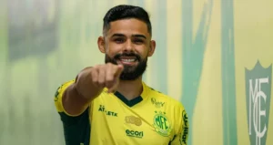 Felipe Jonatan pronto para estreia no Mirassol contra o Vasco