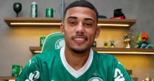 Palmeiras renova com Riquelme Fillipi e fixa multa milionária