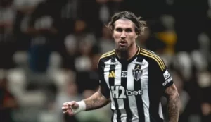 Atlético-MG sofre com zaga desfalcada antes de decisão na Sul-Americana