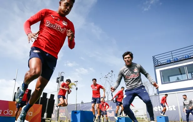 Bragantino inicia preparação para encarar o Fluminense no Brasileirão