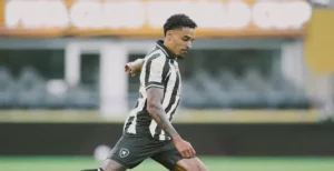 Gregore relembra Botafogo x PSG e mira títulos no Al-Rayyan