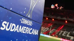 Independiente bane 25 torcedores após briga na Sul-Americana