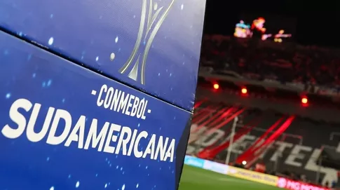 Independiente bane 25 torcedores após briga na Sul-Americana