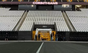 Corinthians mira novo contrato de naming rights para Arena em 2025