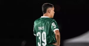 Almería negocia contratação de Thalys, destaque do Palmeiras