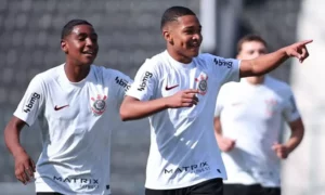 PAULISTA SUB-15: Corinthians vence mantém os 100% e Santos perde