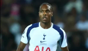 Tottenham condena racismo contra Mathys Tel na Supercopa da Uefa