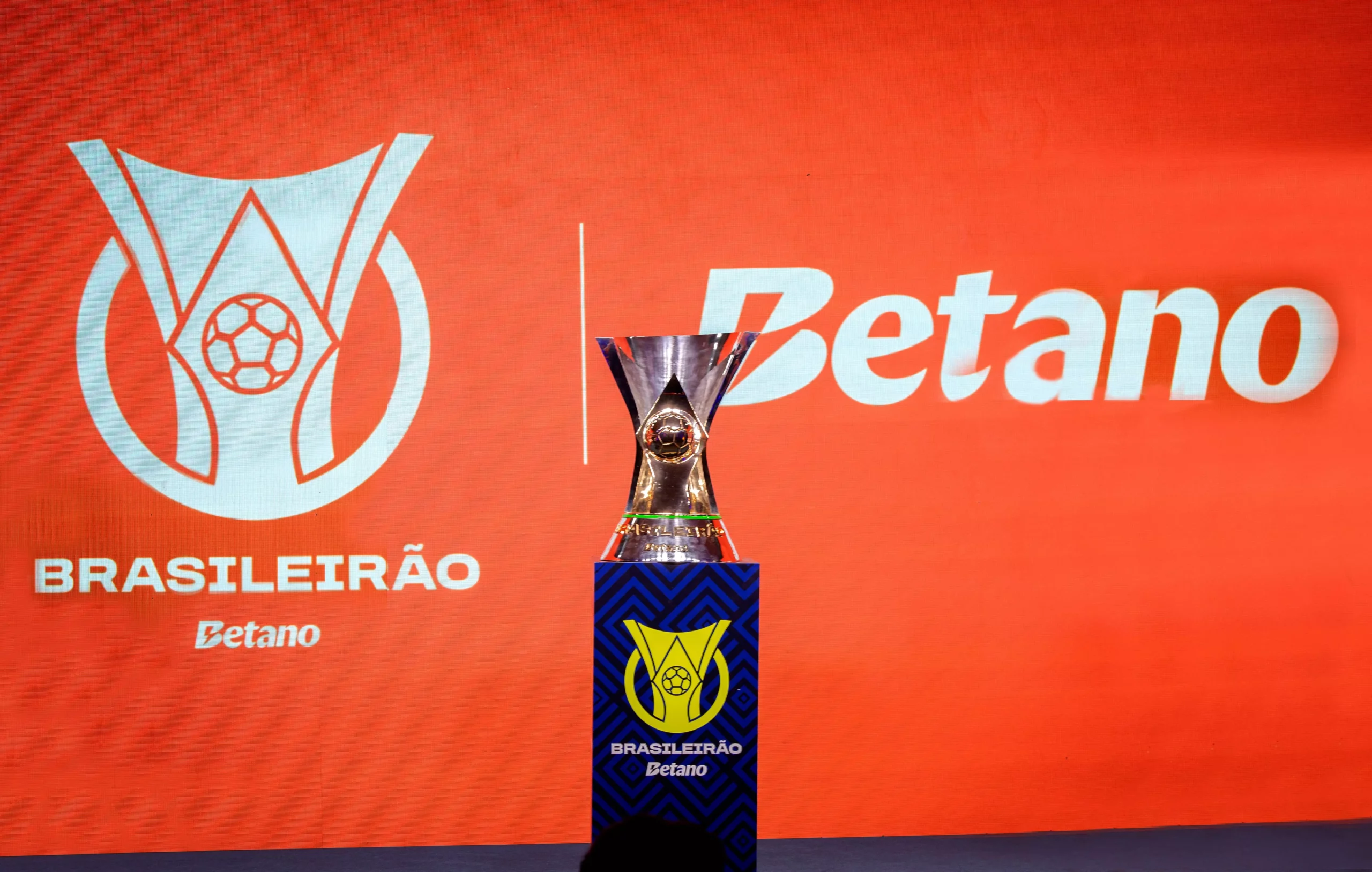 Veja o ranking de maiores patrocinios master do brasileirao scaled