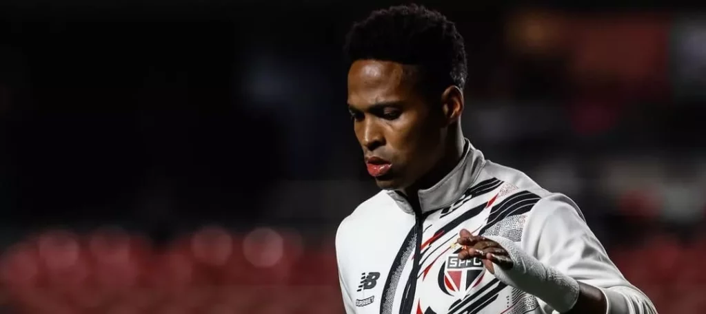 Wendell sofre lesão na coxa esquerda e vira desfalque do São Paulo
