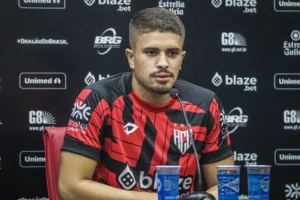 Série B: Atlético-GO desiste de repatriar Lucas Gazal