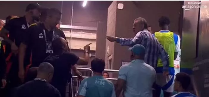 Cuca x Pelaipe no 'dedo por dedo' na saída da Arena MRV 2 Copa do Brasil - 2025