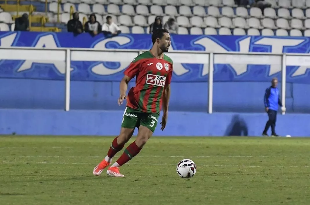 Caxias fica perto de contratar zagueiro da Portuguesa