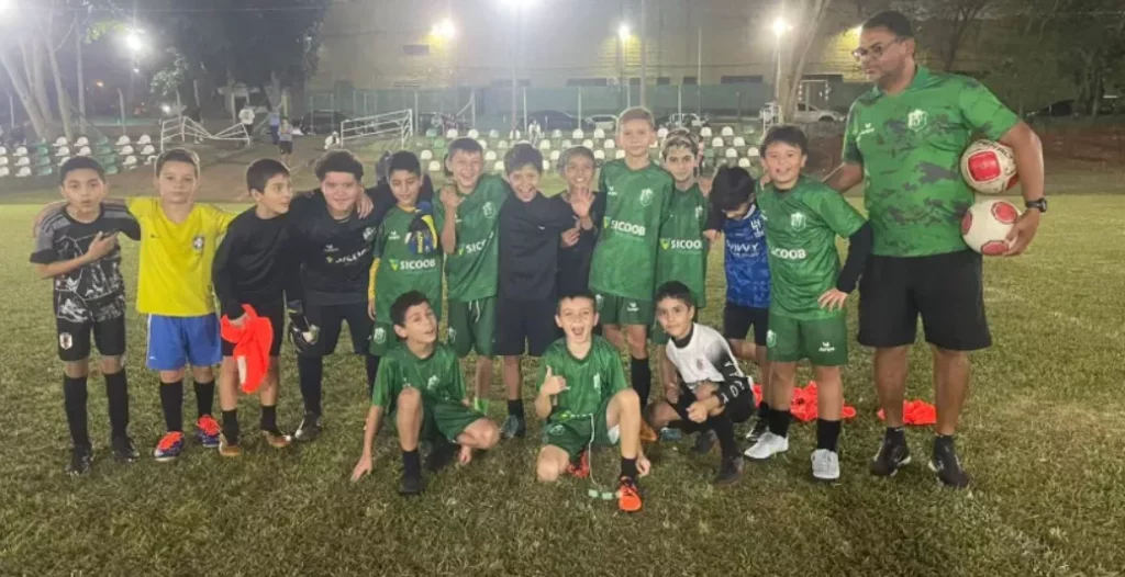 Base – Rio Preto EC: investimento e apoio ao CT e à escolinha