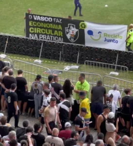 Vasco e Cristalcopo realizam primeira ação de reciclagem em São Januário