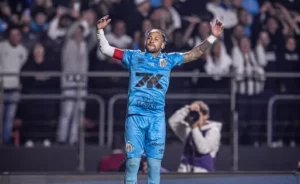 Neymar detona Allianz: 'Impossível de jogar. Gramado incomoda qualquer jogador'