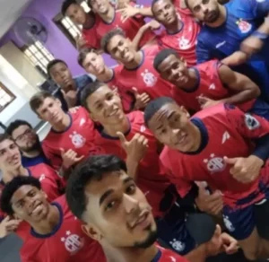 Parceria Owens e Penapolense leva time às oitavas do Paulista Sub-20