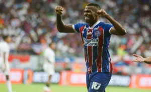 Jean Lucas celebra convocação e se emociona com seleção: 'Comecei a chorar'