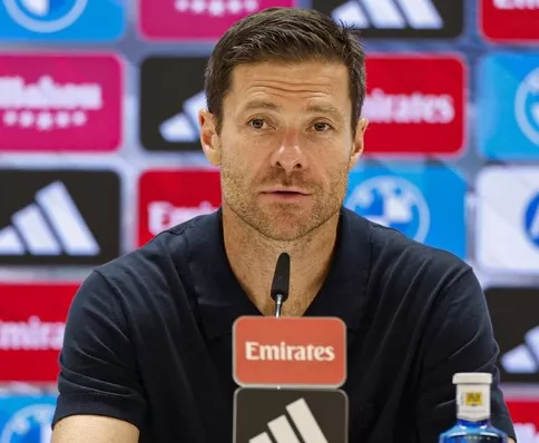 Xabi Alonso minimiza ausência de brasileiro na estreia do Real Madrid