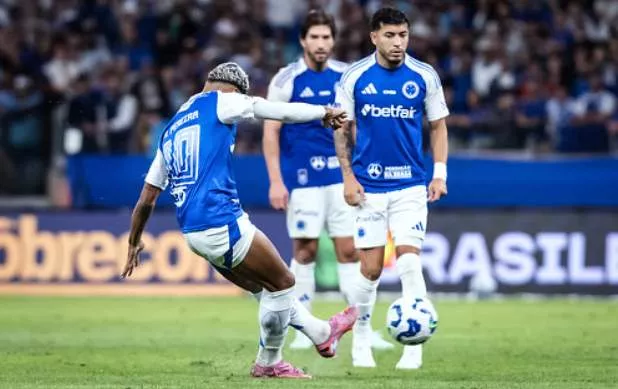 Cruzeiro 1 x 0 São Paulo - Raposa vence e sonha com liderança 3 Brasileirão - 2025