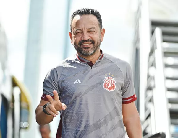 Série D: Após a vitória do Imperatriz-MA, Paulinho Kobayashi pede foco e pés no chão