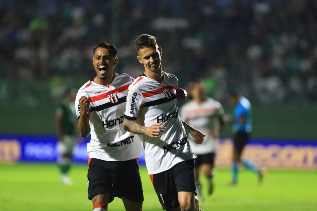 Athletic x Botafogo-SP - Onde assistir, horário e escalações 3 O Botafogo bateu o líder Goiás em plena Serrinha (Foto: Carlos Costa-Botafogo)