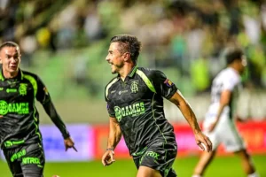 América-MG 1 x 1 Operário-PR - Coelho segue no Z-4 da Série B