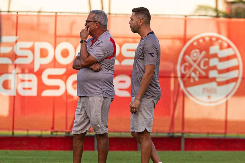 Carlinhos vira dúvida e Náutico pode ter mudanças contra o Guarani