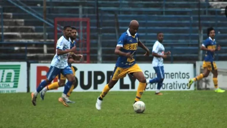 Esportivo e Pelotas saíram na frente na Copa FGF