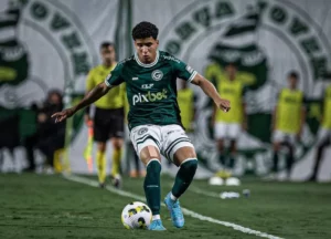 Atacante do Goiás vira desfalque no restante da Série B