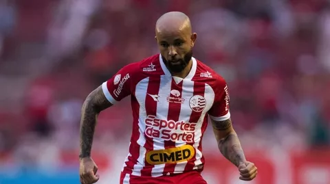 Patrick Allan cresce em momento decisivo e mantém Náutico firme na Série C