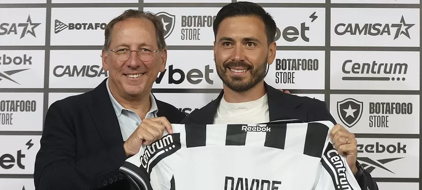 Textor mantém confiança em Ancelotti em fase complicada do Botafogo