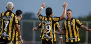 Amazonas tem desfalques por suspensão contra o Operário-PR