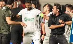 Atlético-GO 1 x 0 América-MG - Dragão vence com gol no fim e segue sonhando 3 Série B - 2025