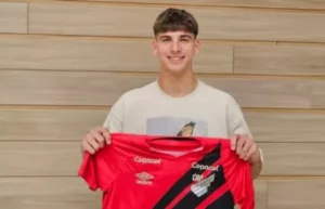 Série B: Athletico-PR acerta contratação do filho de Giba