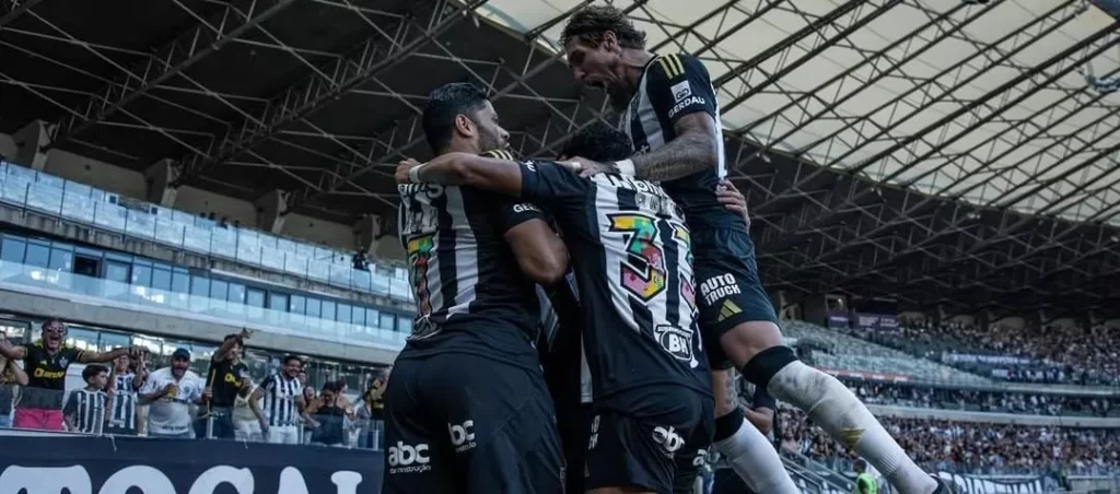 Jogadores do Atlético-MG comemorando (Foto: Pedro Souza-CAM)