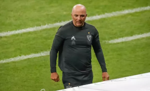 Atletico MG tenta repatriar Sampaoli