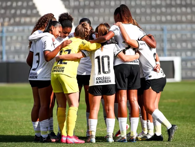 FEMININO SUB-17: São Paulo e Ferroviária mantém 100% de aproveitamento