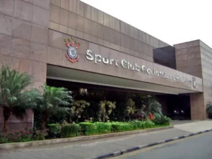Justiça autoriza quebra de sigilo de cartões corporativos do Corinthians após pedido do MP