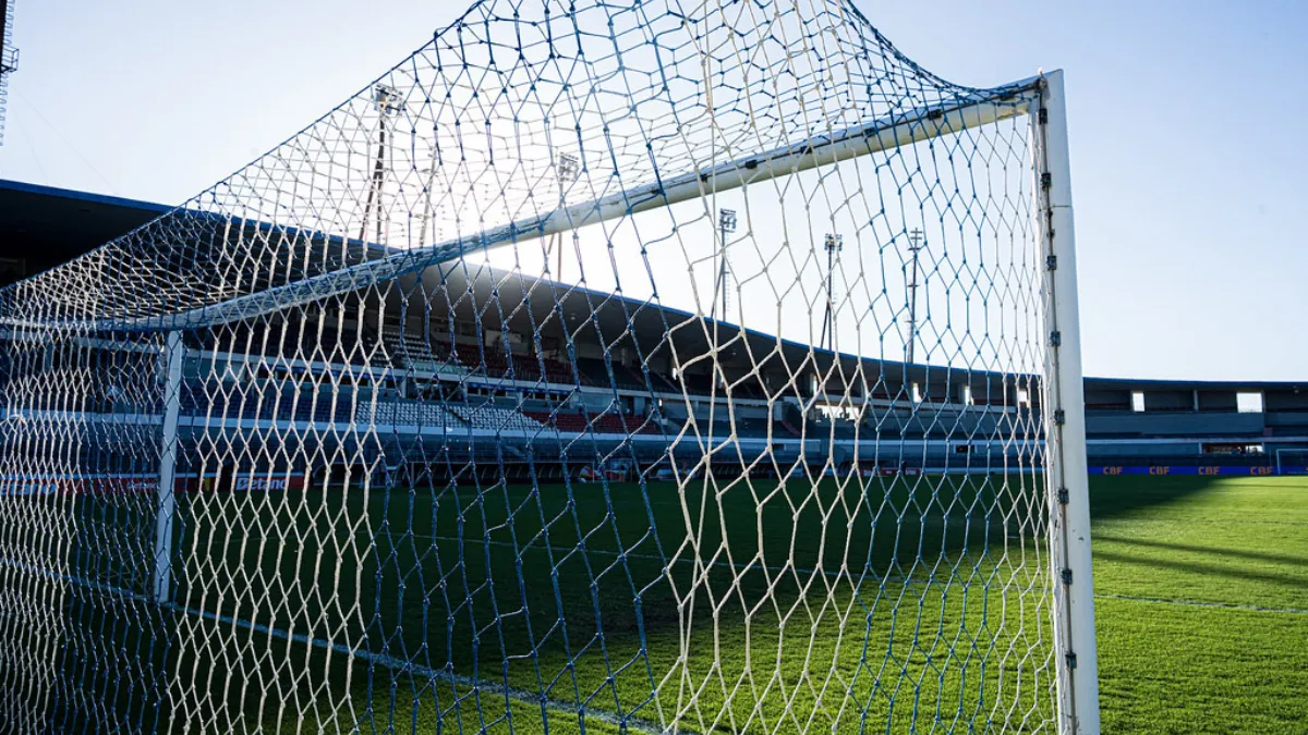 CSA sem rumo? Clube tem apenas cinco jogadores para 2026