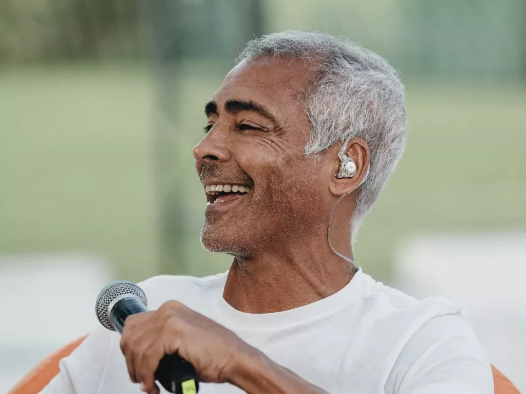 Romário admite lacuna na carreira e diz que gostaria de ter jogado no Botafogo